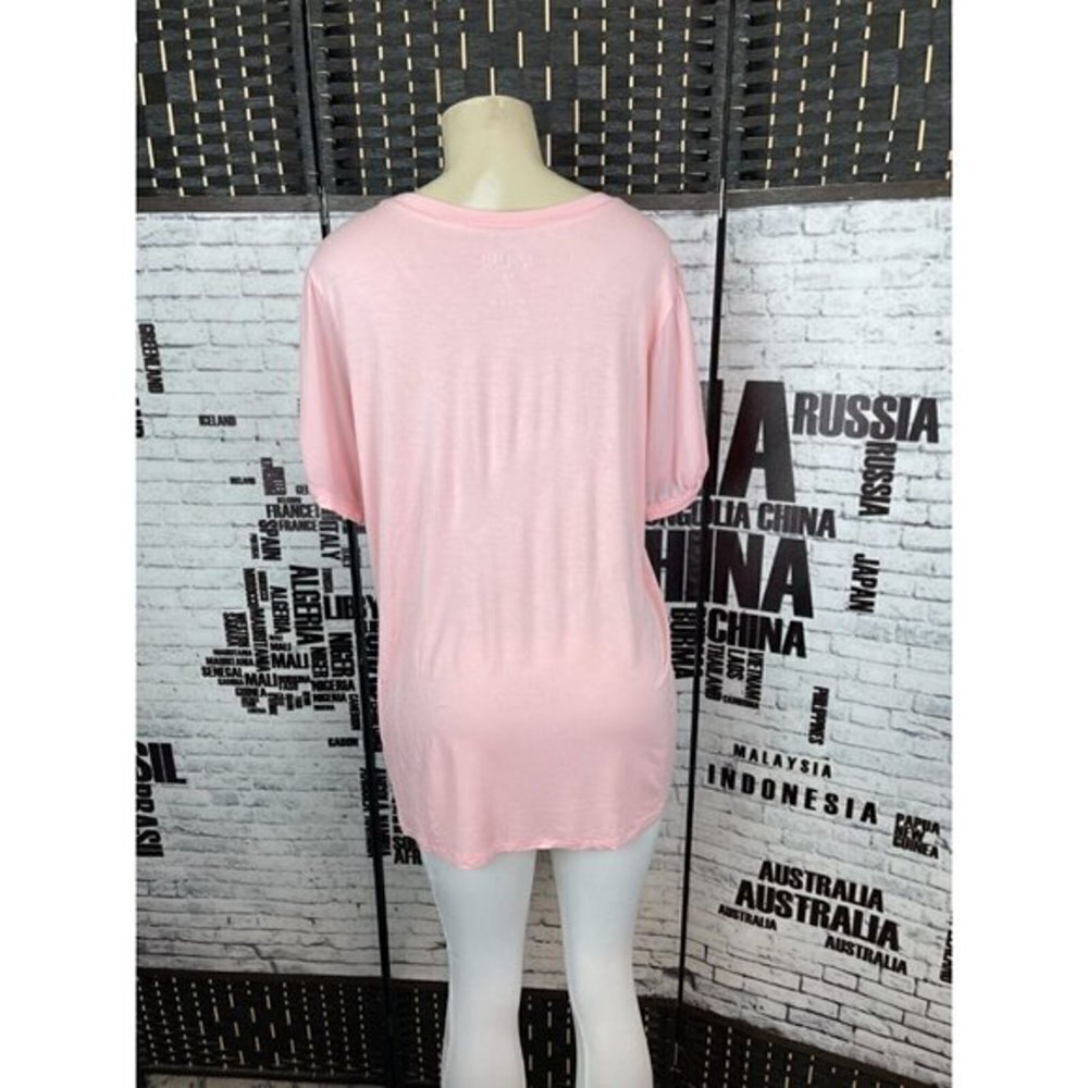 Torrid Plus 2 Pink Crew Neck Rayon Blend Mesh Short Sleeve Tee - Picture 3 of 5